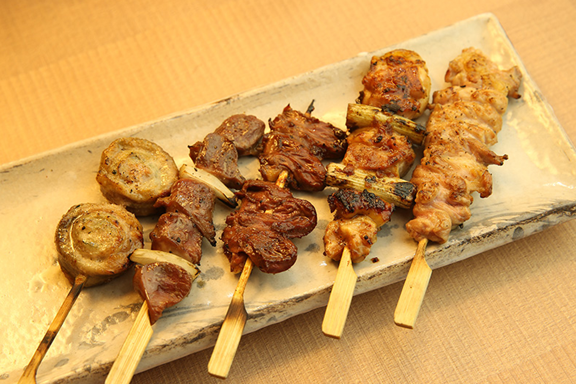 炭火焼の焼き鳥